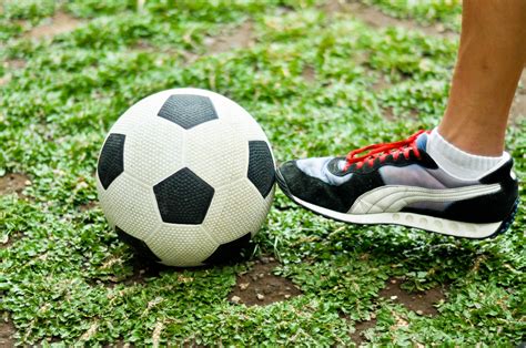 How To Place Kick A Rugby Ball at Elijah Madirazza blog