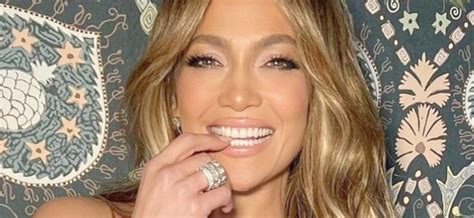 Jennifer Lopez Congratulated Over Braless Tea Photo