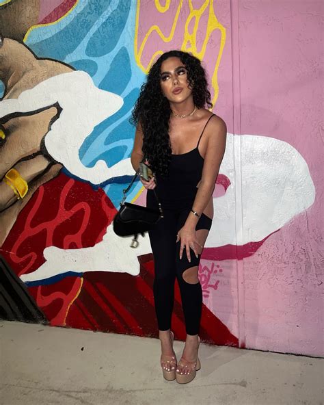 chloe michel (@chloemichelll) • Instagram photos and videos