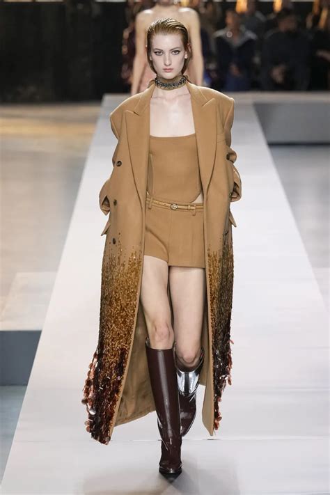 Gucci Fall Winter 2024-2025 - RUNWAY MAGAZINE ® Official