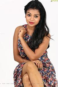 hd  bhavya  floral frock