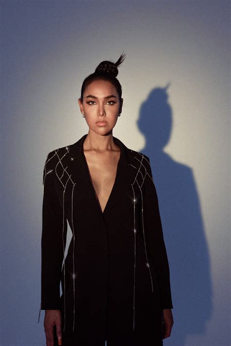 Nadia - Nicole Shelley Models