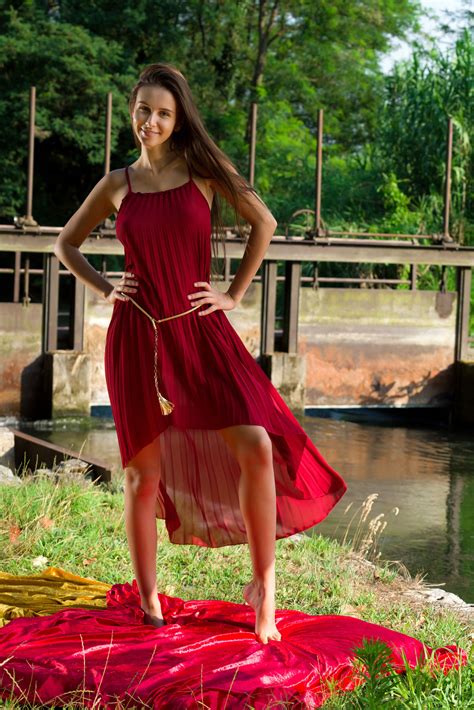 TW Pornstars - 2 pic. Metart.Com. Twitter. Busty beauty Alisa Amore is