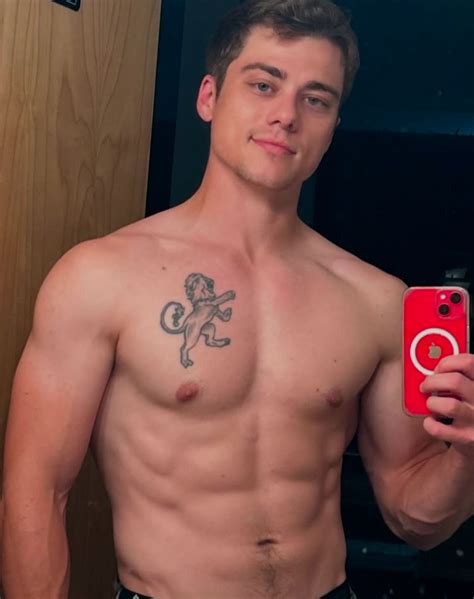 Favorite Dick | International Content Creator Awards