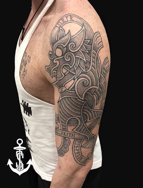 Tatuaggio Tribale a Milano - Tattoo Tribali Milano Lombardia