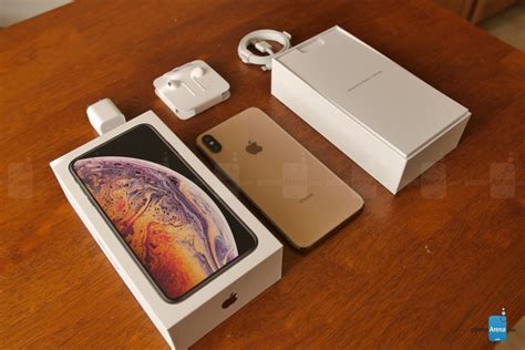 Apple iPhone XS Max: unboxing and first look - PhoneArena