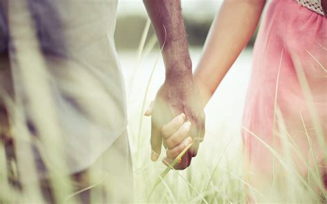40+ Romantic Couple Wallpapers | HD Love Couple Images