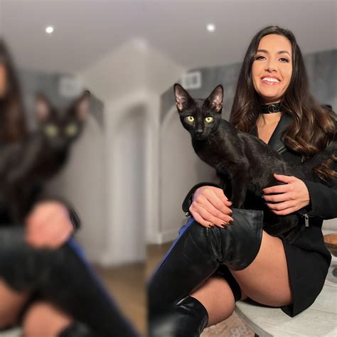 Boutine L.A. - Views in @boutinela 🌴💚 babe wearing the lime green