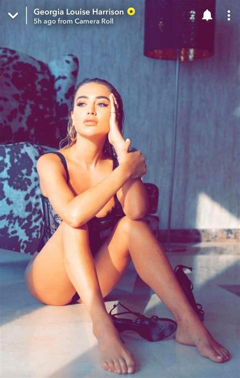 Georgia Harrison's feet