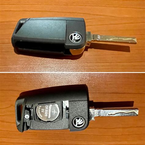 Замена батарейки в ключе Шкода Карок — Skoda Karoq, 1,4 л, 2020 года ...