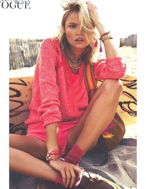 Pin by Joaquin Vega on surfer girl | Surfer girl, Chic style outfits ...