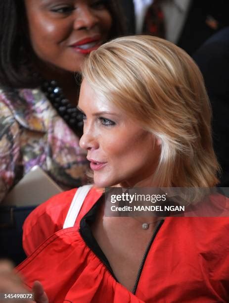 223 White House Press Secretaries Dana Perino Photos & High Res