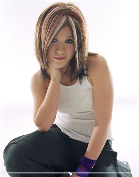 Kelly Clarkson Thankful Photoshoot