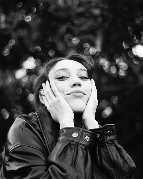 Isabella Bucceri (@isabellabucceri) • Instagram photos and videos