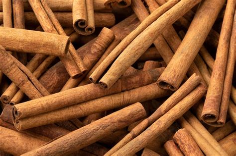 premium photo cinnamomum cassia close