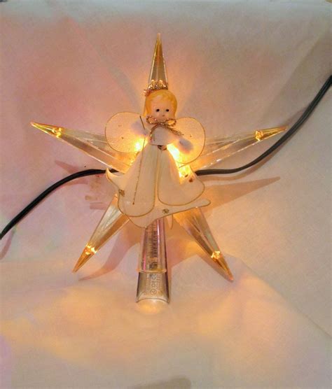 lighted christmas tree toppers 1