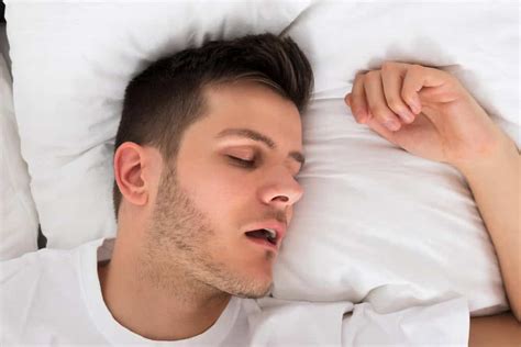 sleep apnoea definition symptoms  treatments