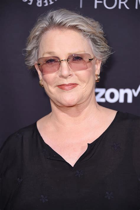 Sharon Gless Net Worth - Wiki, Age, Weight and Height, Relationships