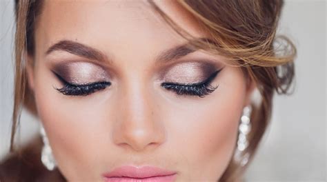 Макіяж за формою очей (30 фото): make-up покроково для різних типів ...