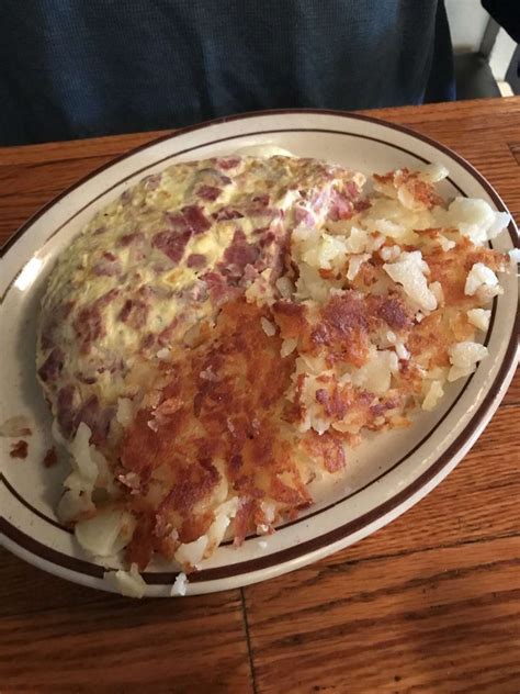 Lunas Family Restaurant Restaurant - Best Food | Delivery | Menu