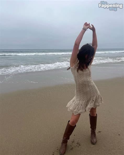 Jules LeBlanc Sexy (27 Photos) - OnlyFans Leaked Nudes