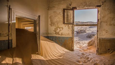 Kolmanskop Ghost Town Tours Luderitz | Visit Kolmanskop | Namibia