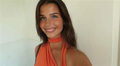 Stephanie Mandich : r/PrettyGirls