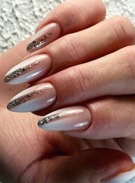 Med Tech. Запись со стены. | Ombre nails, Funky nails, Manicure