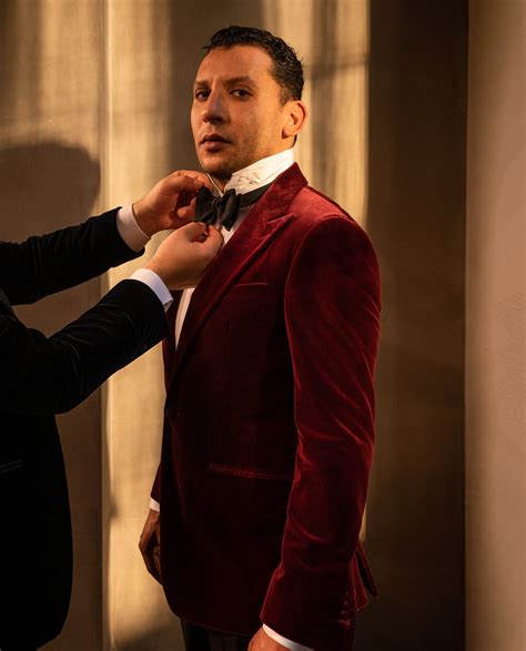 The Ultimate Guide to Choosing the Perfect Tuxedo – Damiani