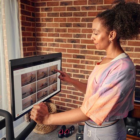 Peloton Bike Plus kjøp med 13 kundevurdering - Fitshop