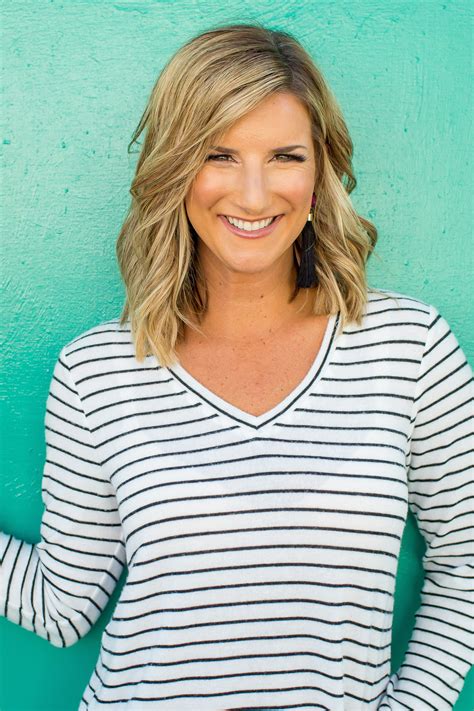 how to clean white converse 1