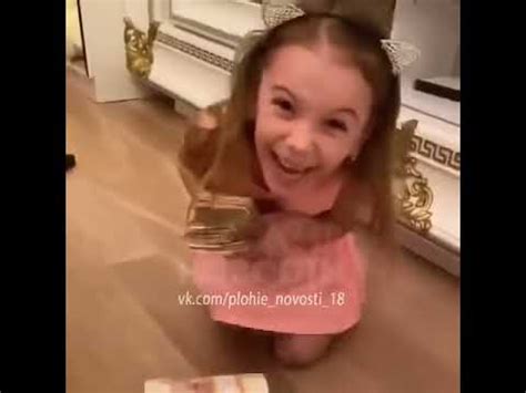 Сидя на карантине, мама Лусик Карапетян решила поиграть с дочкой и ...