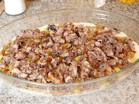 Заливной пирог на кефире с рыбой — Вкусно дома!