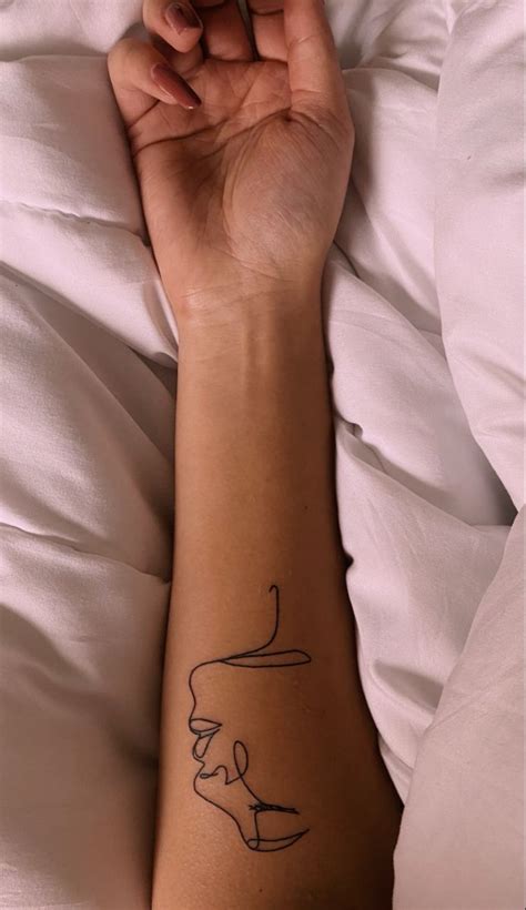 Minimalist face outline tattoo | Face tattoos, Turtle tattoo designs ...