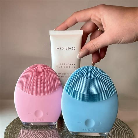 Foreo Review 2023 - Read Before You Buy