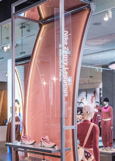 Nike Holistic Fitness Nike Town London | TDM.SPACE