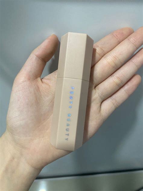 Fenty beauty contour stick - amber suede, Beauty & Personal Care, Face ...