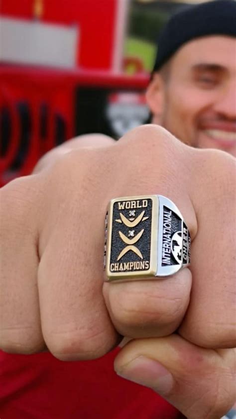 Sergio Suárez, el entrenador que llevó a la Selección Colombia a ganar