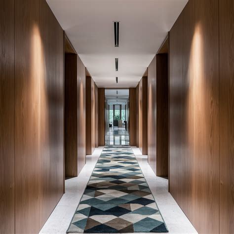 43 Long Hallway Design Ideas to Create a Welcoming Space