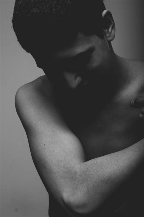 Nude Men Pictures | Download Free Images on Unsplash