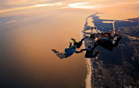Skydiving Wallpapers - Top Free Skydiving Backgrounds - WallpaperAccess