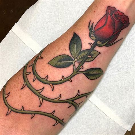 incredible  court  thorns  roses tattoo ideas references thorn