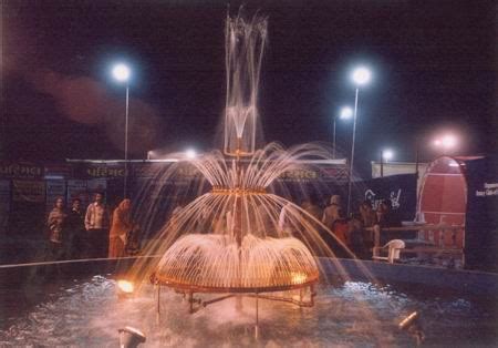 navin fountain fountain