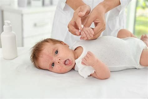 Important Aspects of Newborn Baby Skin Care - Step To Health