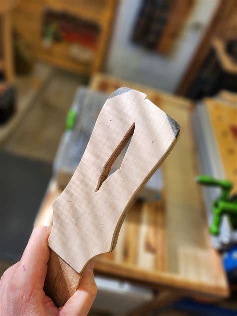 Custom Handcrafted Guitars - de Houtwinkel