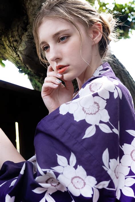 [희귀화보] 멜로디 막스 2nd 사진집 - 커밍 coming | G토이