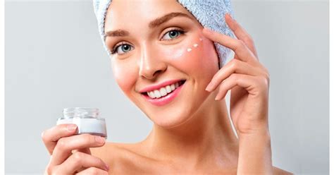 Почему важно увлажнять кожу? - BODYCARE