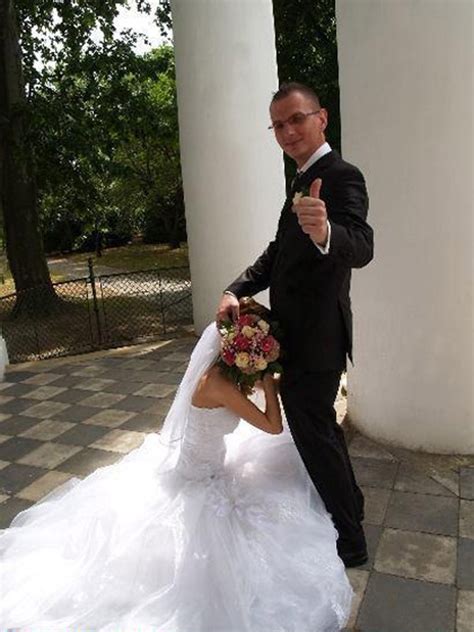 Wedding Unveils - Funny Wedding Photos | Bad Brides, Grooms, & Even ...