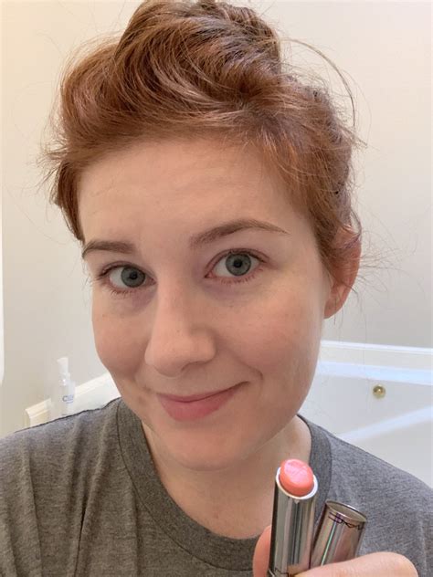The Viral Winky Lux Lipstick Pokimane Can't Get Enough Of! - 4iucq5p