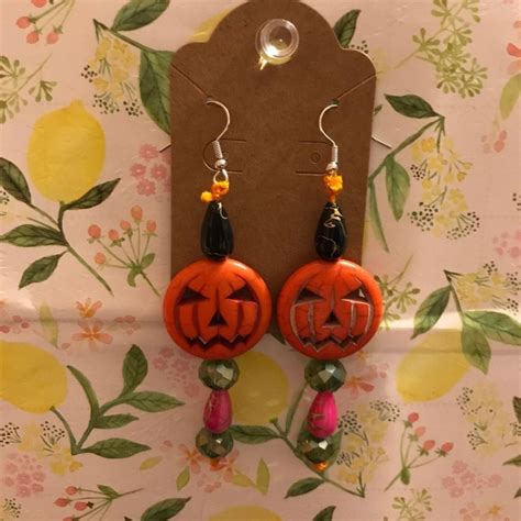 Handmade Halloween Earrings | Handmade holiday, Halloween crafts, Halloween